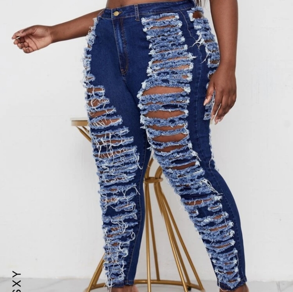 SHEIN 2X SUPER RIPPED STRETCHY JEANS- WITH MATCHING 2X DISTRESSED JEAN JACKET - Picture 7 of 8